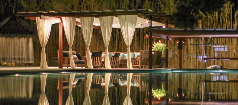 Santi Lounge Restaurant and Bar