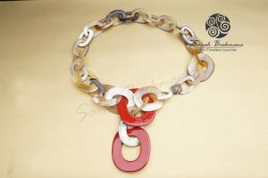 kalung tanduk kerbau bali