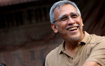 Iwan Fals, Ajak Penggemar untuk Pungut Sampah