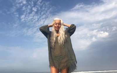 Yasmina Rossi Tetap Cantik di Usia Kepala Enam