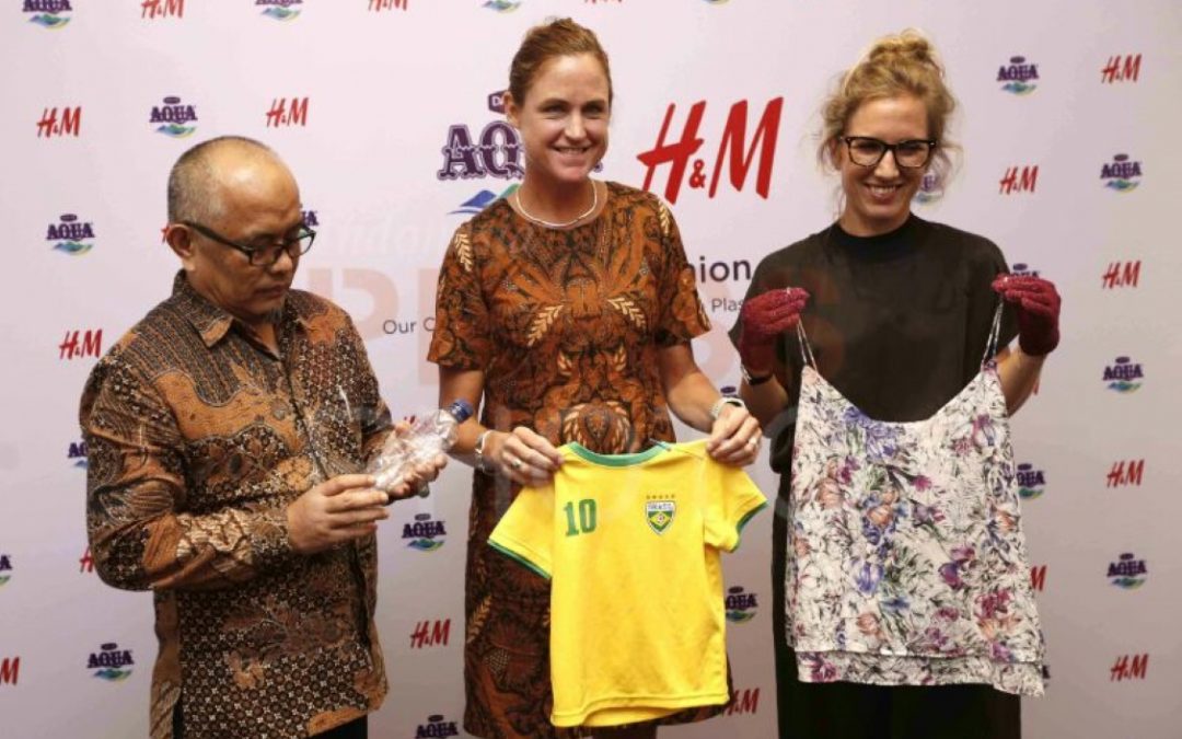 Penggunaan Plastik di Dunia Mode