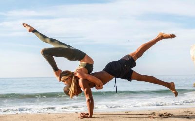 5 Manfaat Acroyoga Untuk Wanita